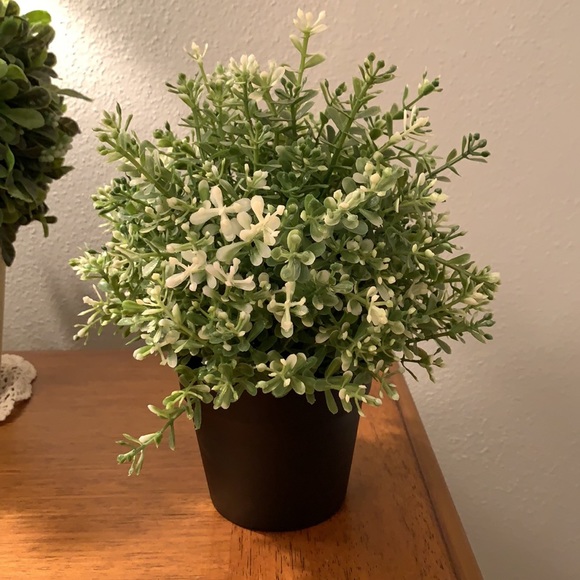 IKEA Artificial Faux Potted Greenery Plant Like New - Picture 3 of 8